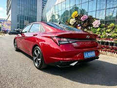 Hyundai Elantra 2021 1.5L CVT GLX Elite - ფოტო 13
