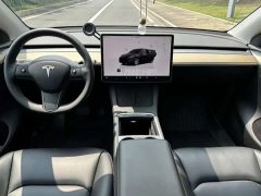 Tesla Model Y Rear-Wheel Drive - ფოტო 10