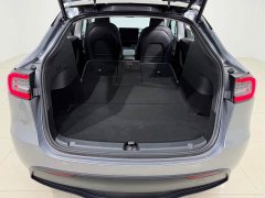 Tesla Model Y Rear-Wheel Drive - ფოტო 14