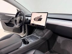Tesla Model Y Rear-Wheel Drive - ფოტო 16