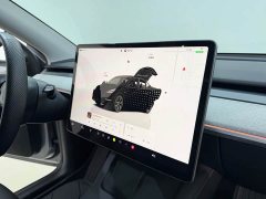 Tesla Model Y Rear-Wheel Drive - ფოტო 17