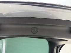 Tesla Model Y Rear-Wheel Drive - ფოტო 19