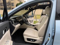 Li Auto ONE Extended Range 6-Seater - ფოტო 10