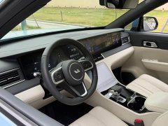 Li Auto ONE Extended Range 6-Seater - ფოტო 18