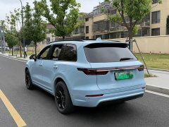 Li Auto ONE Extended Range 6-Seater - ფოტო 4