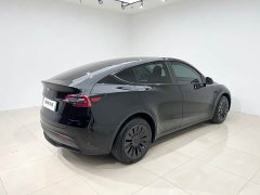 Tesla Model Y Long Range All-Wheel Drive - ფოტო 6