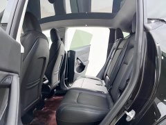 Tesla Model Y Long Range All-Wheel Drive - ფოტო 8