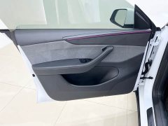 Tesla Model Y Rear-Wheel Drive - ფოტო 18