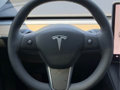 Tesla Model Y 2022 Facelift Rear-Wheel Drive - ფოტო 10