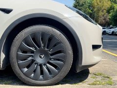 Tesla Model Y 2022 Facelift Rear-Wheel Drive - ფოტო 4