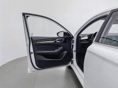 SAIC MG i5 1.5L CVT Star Shine Edition - ფოტო 8