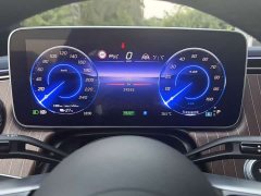 Mercedes-Benz EQE 500 4MATIC Luxury - ფოტო 10