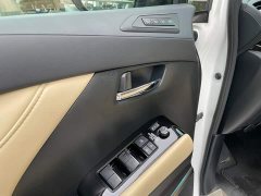 Toyota Vellfire Crown Hybrid 2.5L HV Premium Edition - фото 11