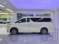 Toyota Vellfire Crown Hybrid 2.5L HV Premium Edition - фото 3