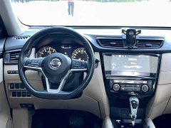 Nissan Qashqai 2.0L CVT 2WD XL ITS Comfort Anniversary Edition - ფოტო 11