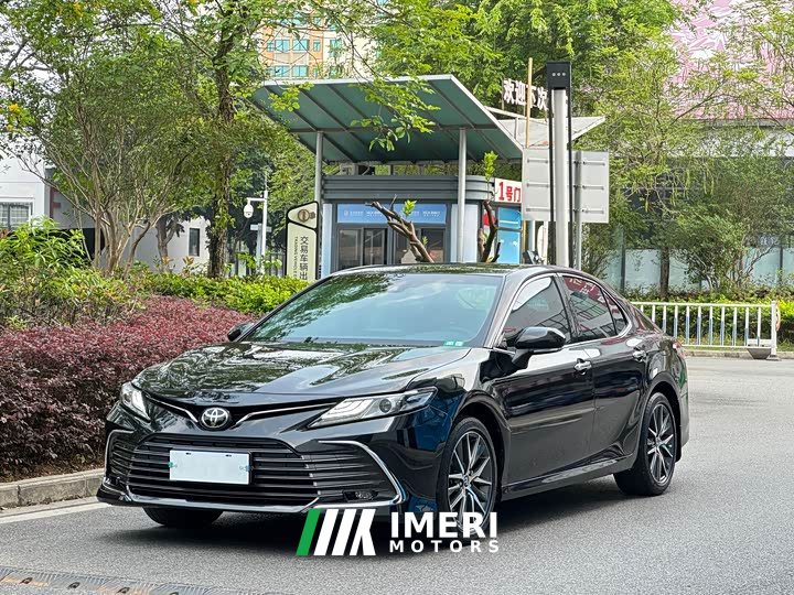 Toyota Camry 2.5G Luxury