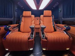 Mercedes-Benz Vito 2024 2.0T Elite 7-Seater - ფოტო 8