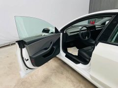 Tesla Model 3 Long Range Rear-Wheel Drive - ფოტო 17