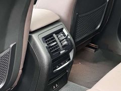 BMW iX3 Facelift Premier - ფოტო 16