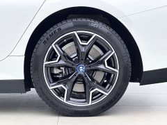 BMW i3 eDrive 40 L Midnight Edition Package - ფოტო 14