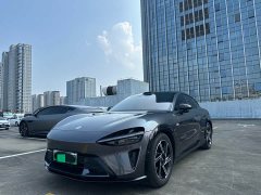 Xiaomi YU7 Four-Wheel Drive Max Edition - ფოტო 1