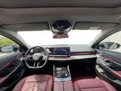 BMW 5 Series 530Li Premier M Sport Package - ფოტო 11