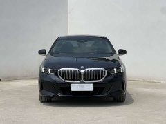 BMW 5 Series 530Li Premier M Sport Package - ფოტო 2