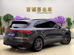 Porsche Cayenne New Energy 2022 Cayenne E-Hybrid 2.0T Platinum Edition - ფოტო 6