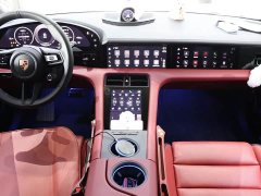 Porsche 2024 Taycan 4 Cross Turismo - ფოტო 11