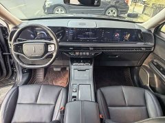 Lincoln Adventurer Explorer 2.0T Two-Wheel Drive Premium - photo 4