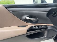 Lexus ES 200 Premium Edition - ფოტო 11