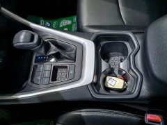 Toyota RAV4 Hybrid 2.5L E-CVT FWD Elite - ფოტო 13