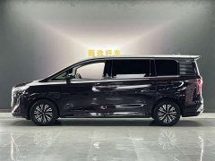 FAW Red Flag HQ9 PHEV 2.0T AWD Luxury - ფოტო 2