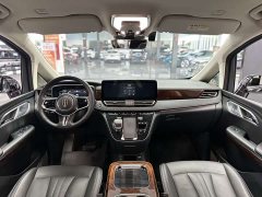 FAW Red Flag HQ9 PHEV 2.0T AWD Luxury - ფოტო 7