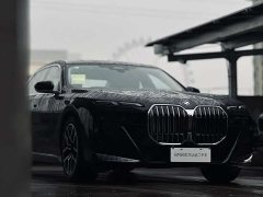 BMW 7 Series 2023 735Li M Sport Package - ფოტო 11