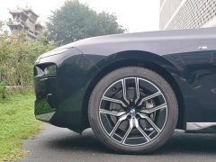 BMW 7 Series 2023 735Li M Sport Package - ფოტო 8