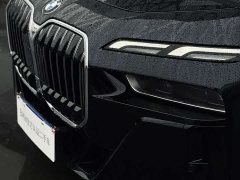 BMW 7 Series 2023 735Li M Sport Package - ფოტო 9