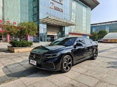 Volkswagen Passat 330TSI Starry Sky Luxury Edition - ფოტო 1