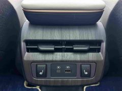 Volkswagen ARIYA Two-Wheel Drive Long Range Top Configuration - ფოტო 16