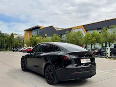 Tesla Model Y 2022 Facelift Rear-Wheel Drive - ფოტო 6
