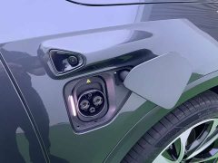 NIO ES8 2023 100kWh Signature Edition - ფოტო 15