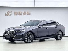 BMW 5 Series 530Li Luxury M Sport Package - ფოტო 1