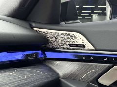 BMW 5 Series 530Li Luxury M Sport Package - ფოტო 12