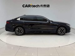 BMW 5 Series 530Li Luxury M Sport Package - ფოტო 12