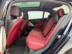 BMW 5 Series 530Li Luxury M Sport Package - ფოტო 17