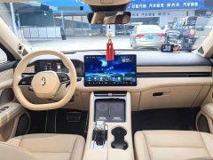 AITO M5 Extended Range Max RS AWD Advanced Intelligent Driving Edition - ფოტო 9
