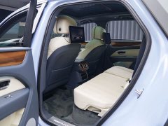 Bentley Bentayga 2022 4.0T V8 - ფოტო 9