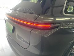 Li Auto L9 2024 Ultra - ფოტო 11