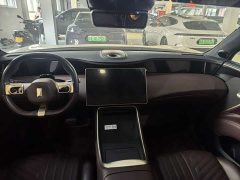 Avatr 11 HarmonyOS 90 kWh Rear-Wheel Drive - ფოტო 10