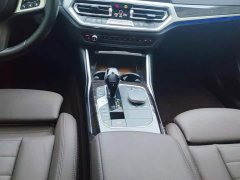 BMW 3 Series Facelift 325Li M Sport Package - ფოტო 16